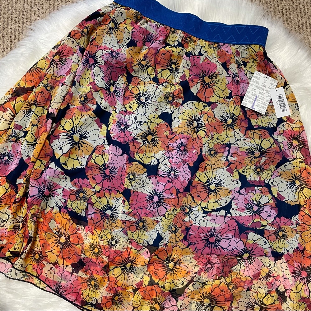 BNWT Lularoe Lola Size L